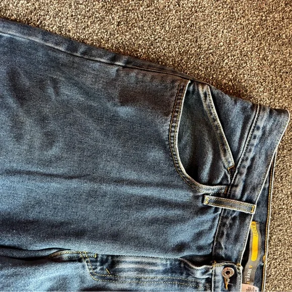 Vintage Y2K baggy hip hop men’s Sz 33x32 Levi’s silver tabmen’s blue denim Jeans
